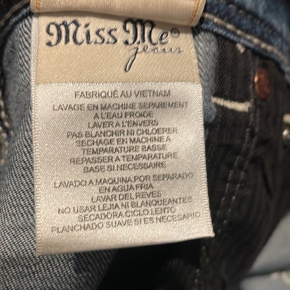 MISS Me Signature Mid Short Size 28 - Picture 12 of 12